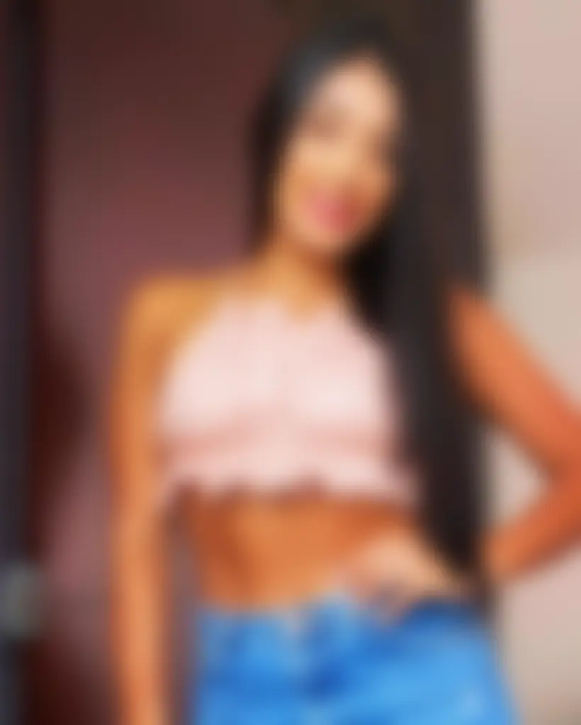 Monica, 30