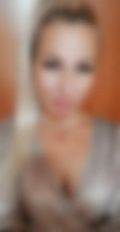 Olga, 37
